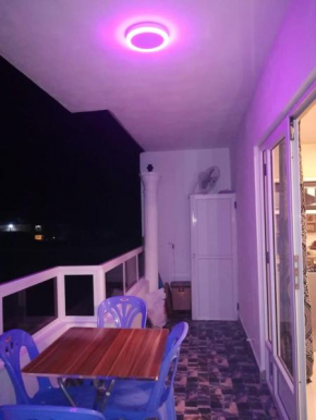 Comfortable apartment in Mahébourg, 90 m², balcony & parking